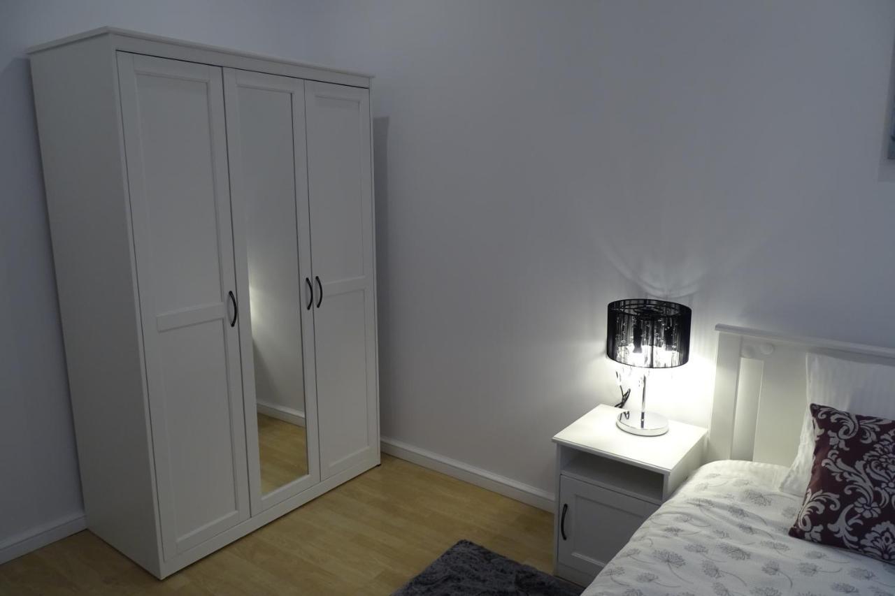 City Eyes Targul Vinului Apartment Sibiu Ngoại thất bức ảnh